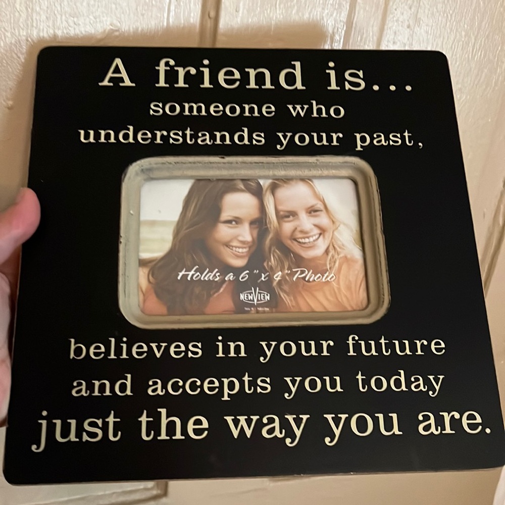 ‘Friend’ black wooden photo frame